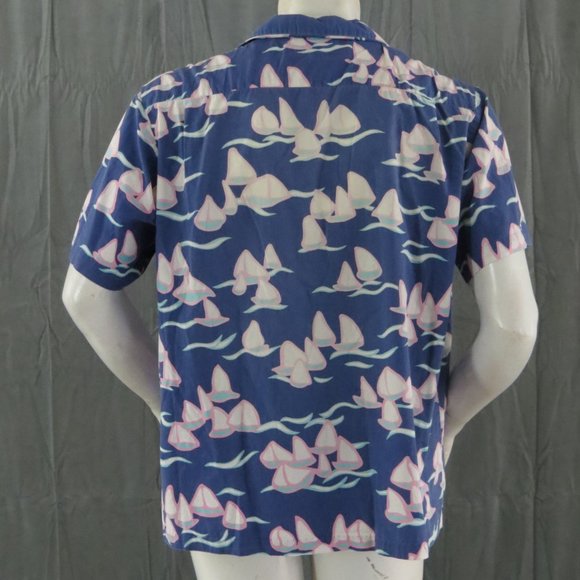 Vintatge Hawaiian Shirt - Pink and Blue Sailboats by Hilo Hattie - Men's XL - Picture 8 of 11
